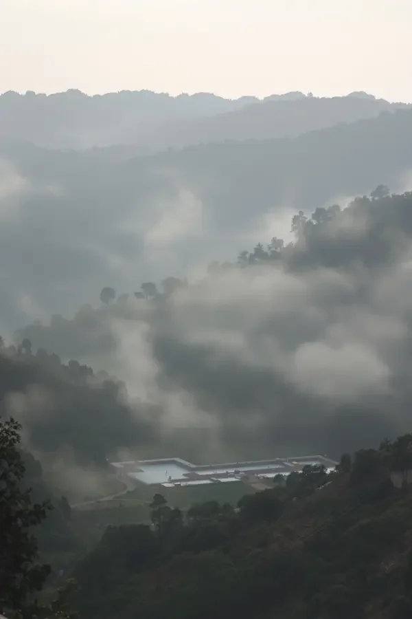 山野之间